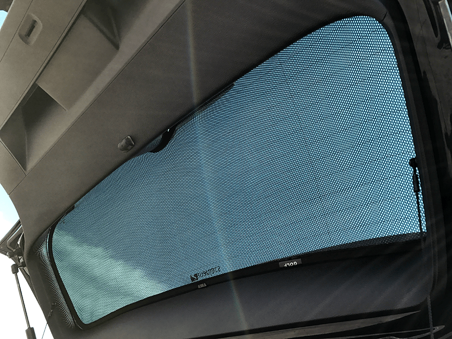 sunblindhatchbackglass06