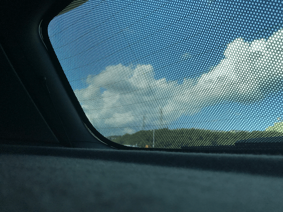 sunblindhatchbackglass09